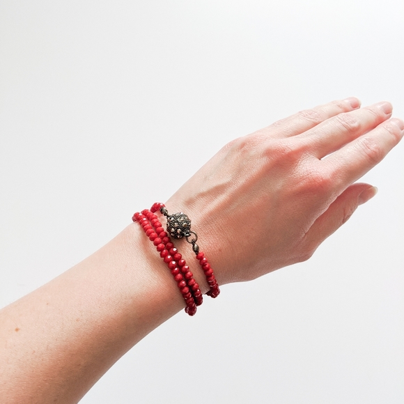 Magnetic Convertible Necklace / Bracelet Set - Picture 2 of 12